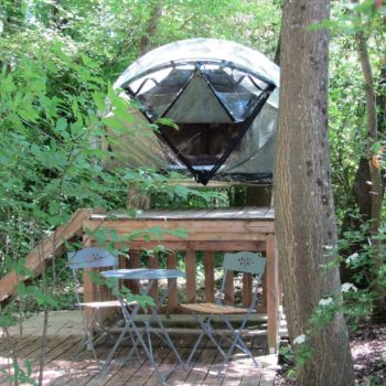 Camping Le Petit Trianon - passez une nuit dans une bulle