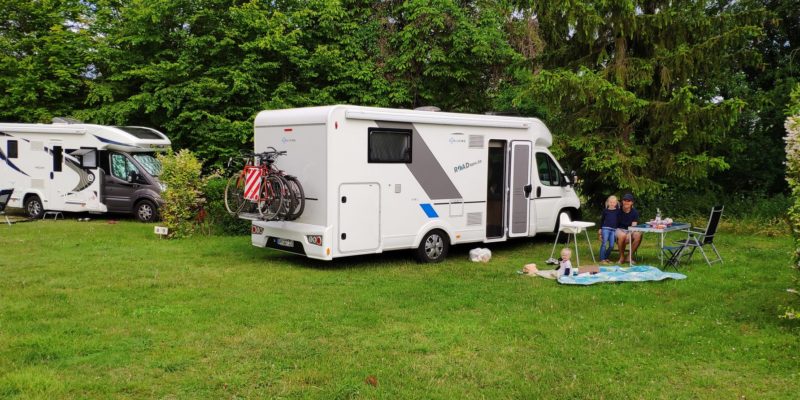 Camping pitch for caravan and motorhome - Poitiers, France