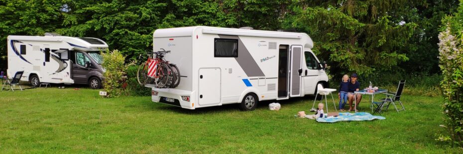 Camping pitch for caravan and motorhome - Poitiers, France