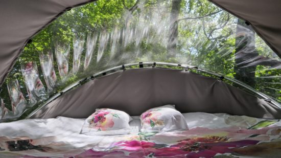 Camping Le Petit Trianon - nuit insolite dans une bulle