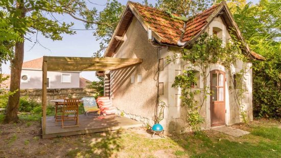 Location-Gite-maisonette avec sanitaires terasse futuroscope