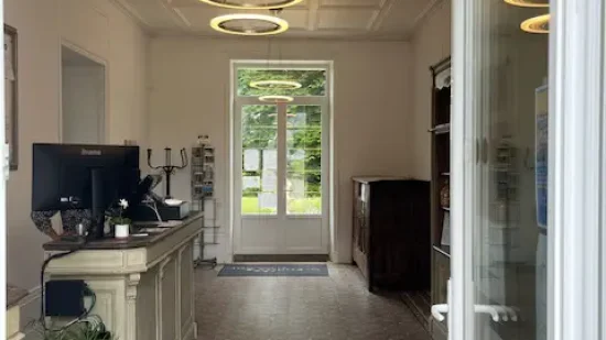 le Petit Trianon camping proche futuroscope